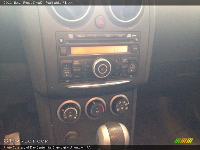 Pearl White / Black 2011 Nissan Rogue S AWD