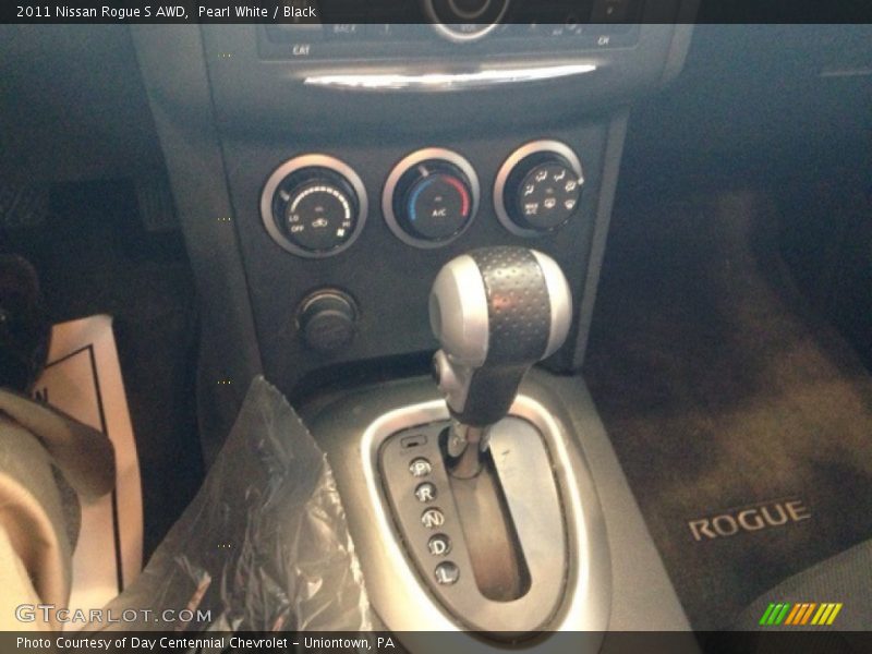 Pearl White / Black 2011 Nissan Rogue S AWD
