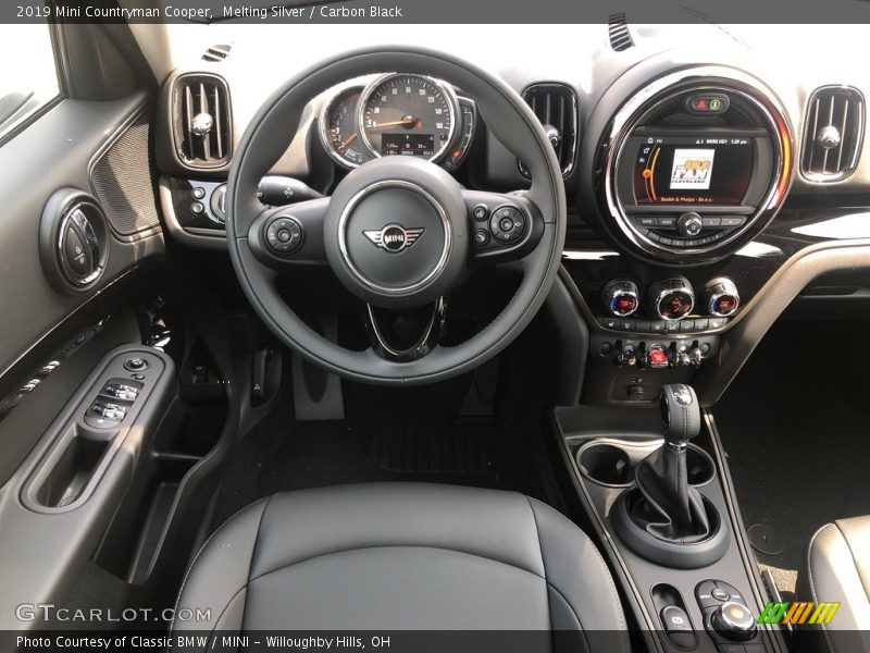 Melting Silver / Carbon Black 2019 Mini Countryman Cooper