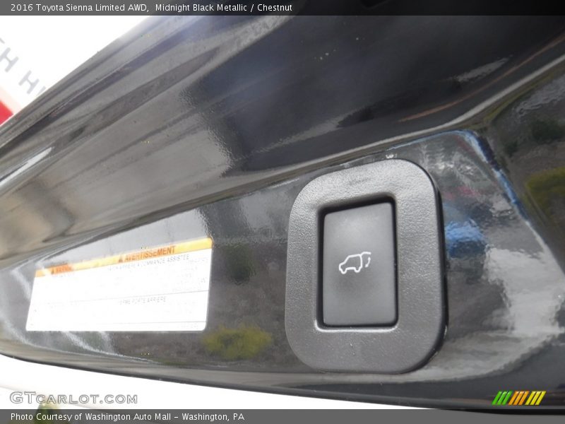 Midnight Black Metallic / Chestnut 2016 Toyota Sienna Limited AWD