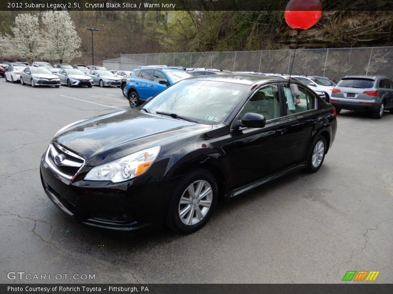Crystal Black Silica / Warm Ivory 2012 Subaru Legacy 2.5i