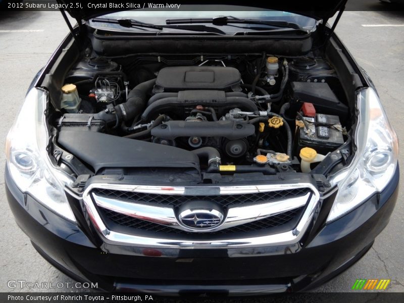 Crystal Black Silica / Warm Ivory 2012 Subaru Legacy 2.5i