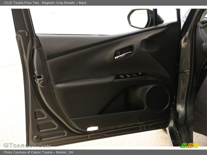 Magnetic Gray Metallic / Black 2016 Toyota Prius Two
