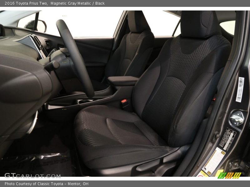 Magnetic Gray Metallic / Black 2016 Toyota Prius Two