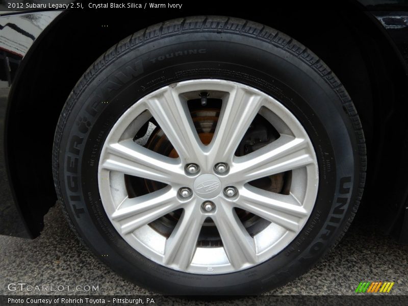 Crystal Black Silica / Warm Ivory 2012 Subaru Legacy 2.5i