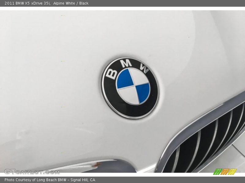 Alpine White / Black 2011 BMW X5 xDrive 35i