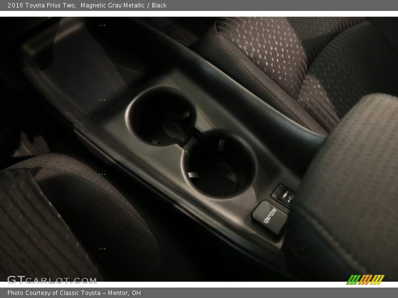 Magnetic Gray Metallic / Black 2016 Toyota Prius Two