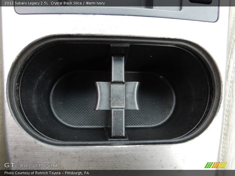 Crystal Black Silica / Warm Ivory 2012 Subaru Legacy 2.5i