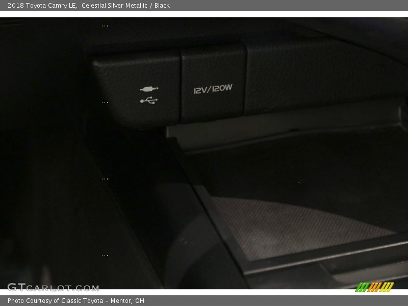 Celestial Silver Metallic / Black 2018 Toyota Camry LE