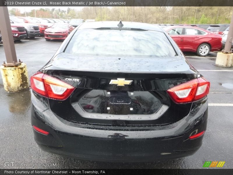 Mosaic Black Metallic / Jet Black/­Galvanized 2019 Chevrolet Cruze LS