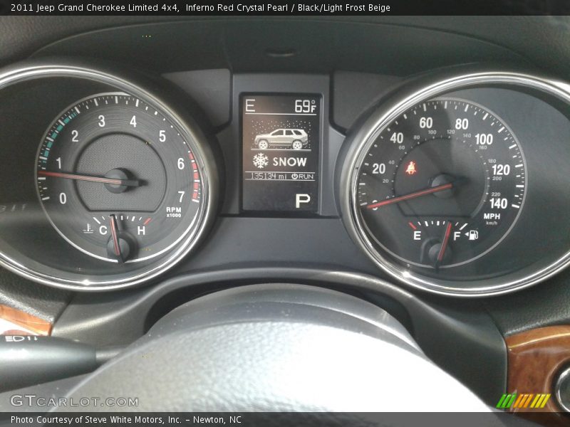 Inferno Red Crystal Pearl / Black/Light Frost Beige 2011 Jeep Grand Cherokee Limited 4x4
