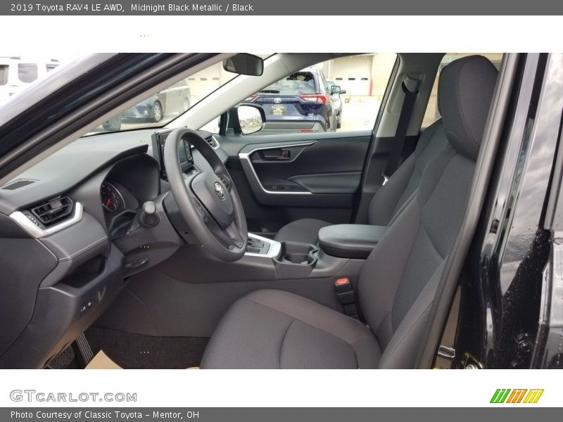 Midnight Black Metallic / Black 2019 Toyota RAV4 LE AWD