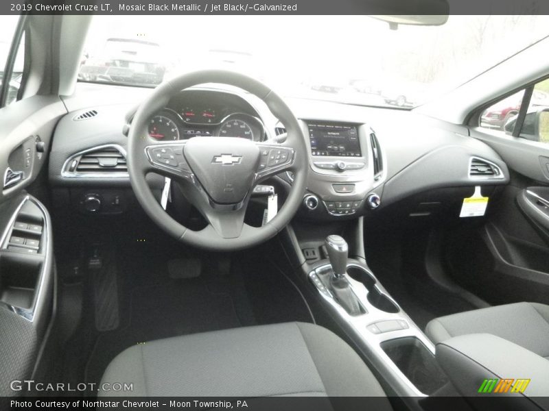 Mosaic Black Metallic / Jet Black/­Galvanized 2019 Chevrolet Cruze LT
