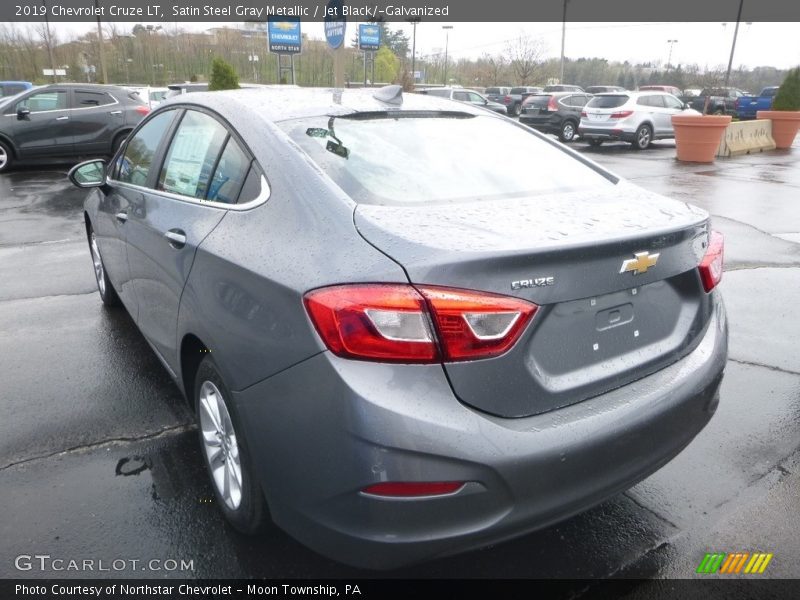 Satin Steel Gray Metallic / Jet Black/­Galvanized 2019 Chevrolet Cruze LT