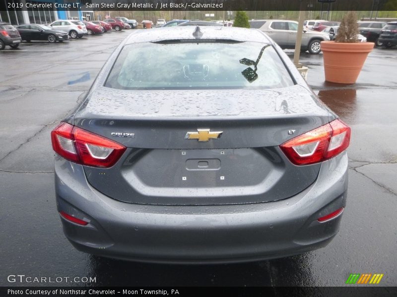 Satin Steel Gray Metallic / Jet Black/­Galvanized 2019 Chevrolet Cruze LT