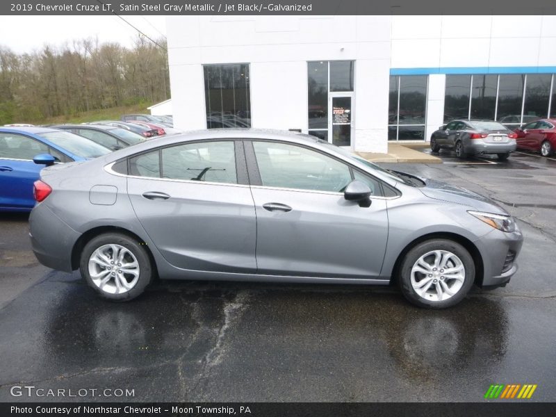 Satin Steel Gray Metallic / Jet Black/­Galvanized 2019 Chevrolet Cruze LT