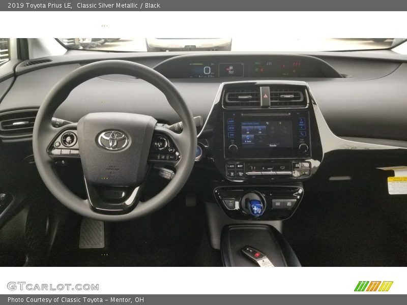 Classic Silver Metallic / Black 2019 Toyota Prius LE