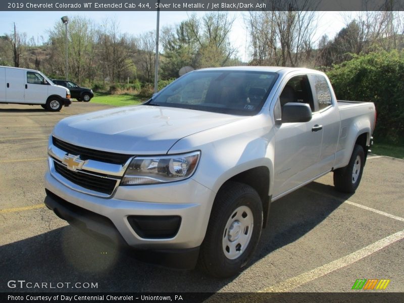 Front 3/4 View of 2019 Colorado WT Extended Cab 4x4