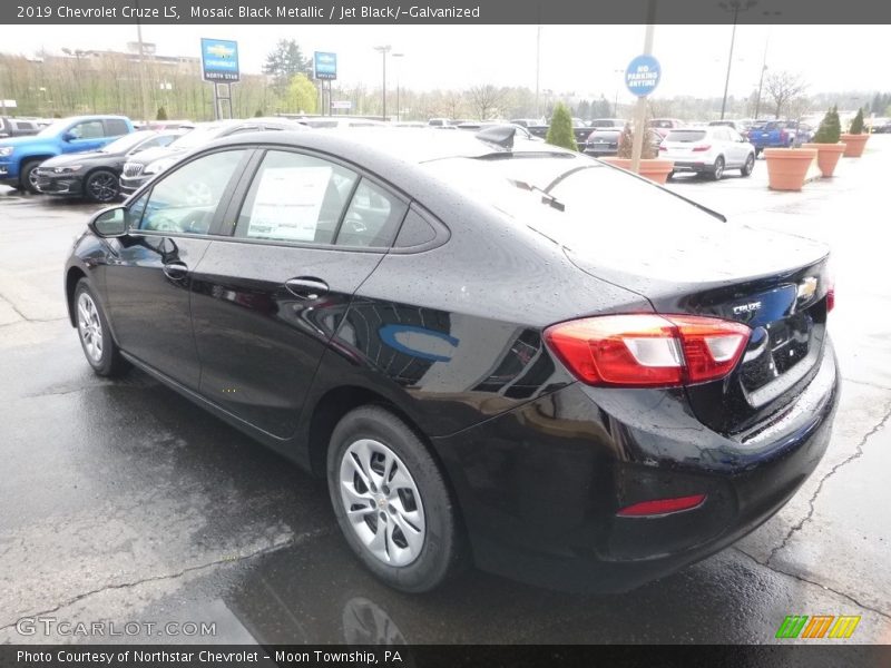 Mosaic Black Metallic / Jet Black/­Galvanized 2019 Chevrolet Cruze LS