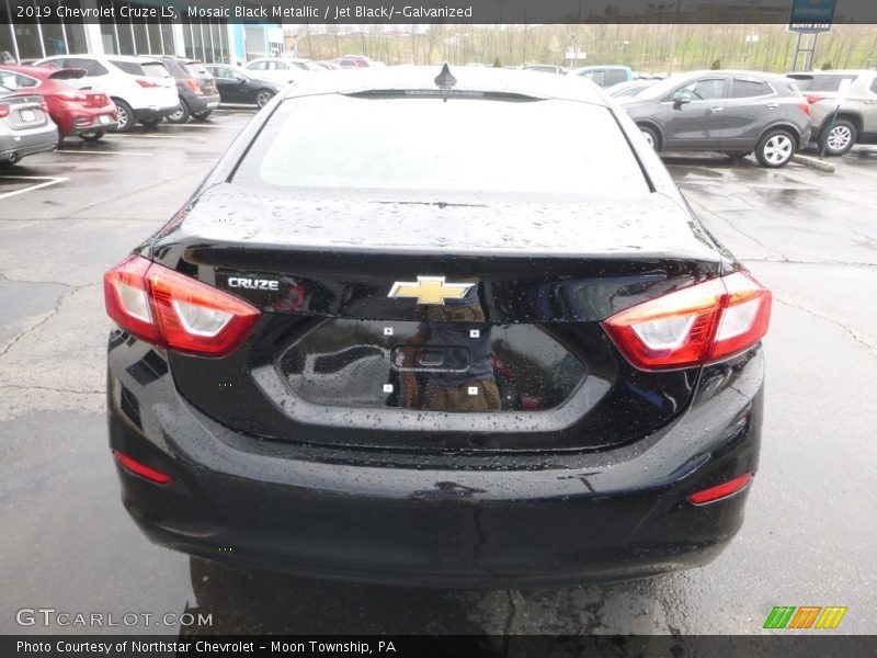 Mosaic Black Metallic / Jet Black/­Galvanized 2019 Chevrolet Cruze LS