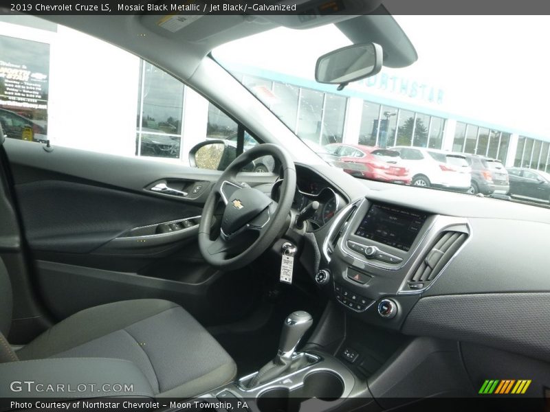 Mosaic Black Metallic / Jet Black/­Galvanized 2019 Chevrolet Cruze LS