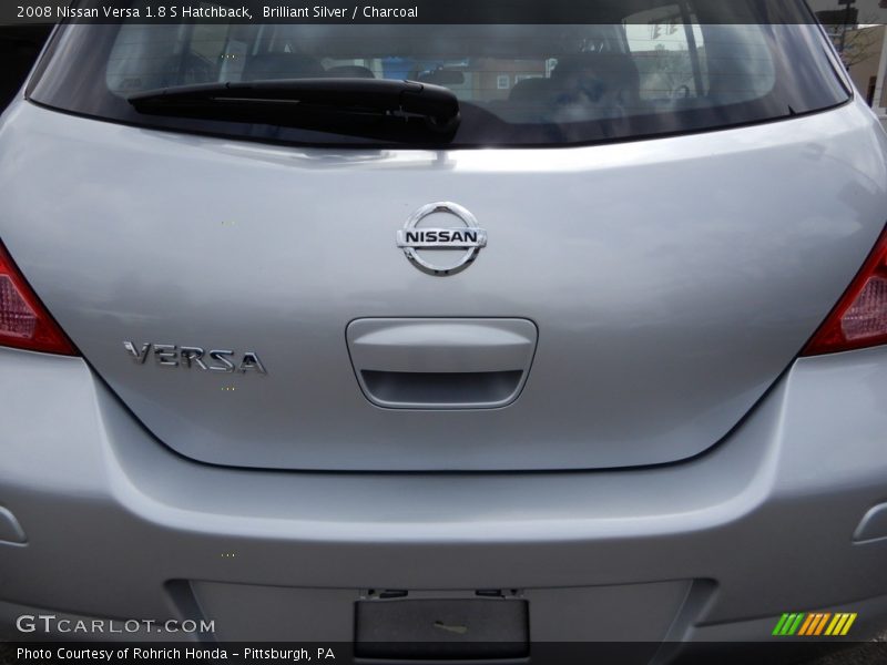 Brilliant Silver / Charcoal 2008 Nissan Versa 1.8 S Hatchback