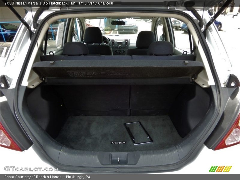 Brilliant Silver / Charcoal 2008 Nissan Versa 1.8 S Hatchback
