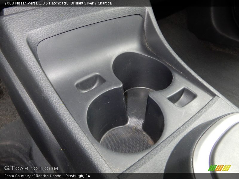 Brilliant Silver / Charcoal 2008 Nissan Versa 1.8 S Hatchback