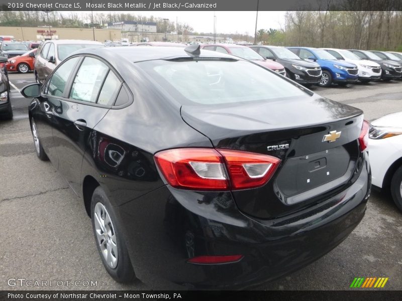 Mosaic Black Metallic / Jet Black/­Galvanized 2019 Chevrolet Cruze LS