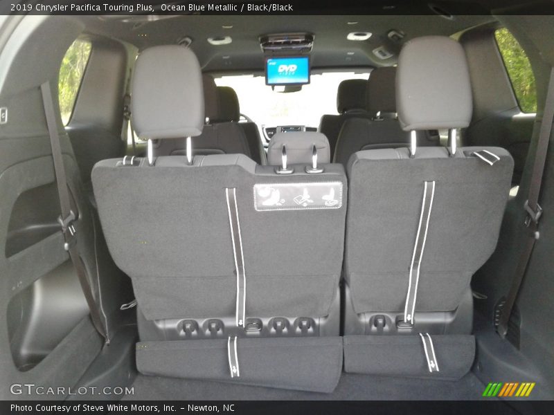 Ocean Blue Metallic / Black/Black 2019 Chrysler Pacifica Touring Plus