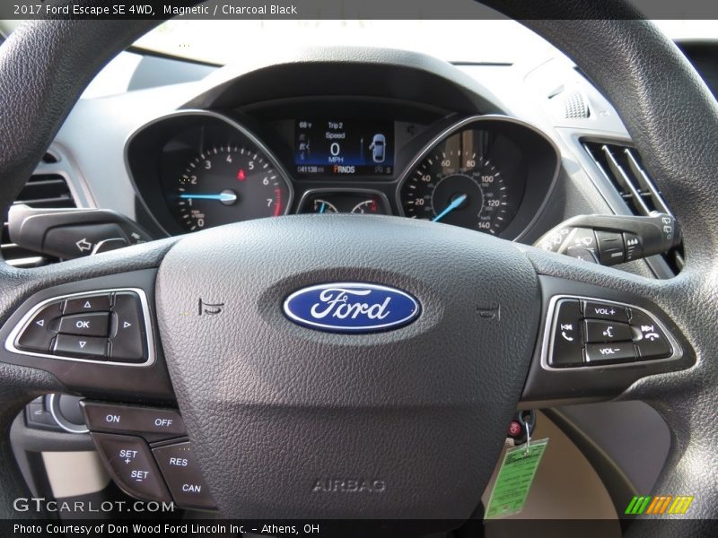 Magnetic / Charcoal Black 2017 Ford Escape SE 4WD