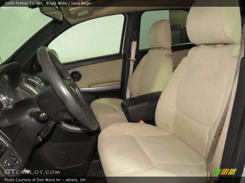 Bright White / Sand Beige 2006 Pontiac Torrent