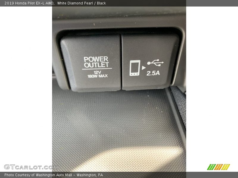White Diamond Pearl / Black 2019 Honda Pilot EX-L AWD