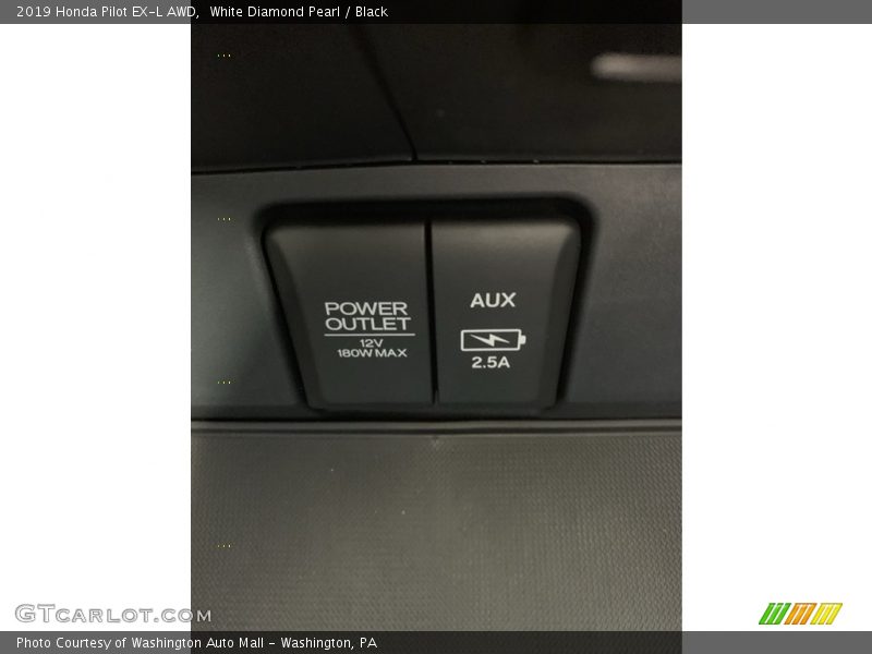 White Diamond Pearl / Black 2019 Honda Pilot EX-L AWD