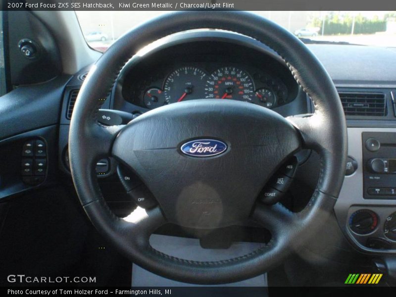 Kiwi Green Metallic / Charcoal/Light Flint 2007 Ford Focus ZX5 SES Hatchback