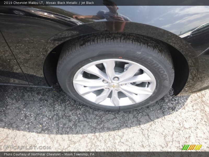 Mosaic Black Metallic / Jet Black 2019 Chevrolet Malibu LT