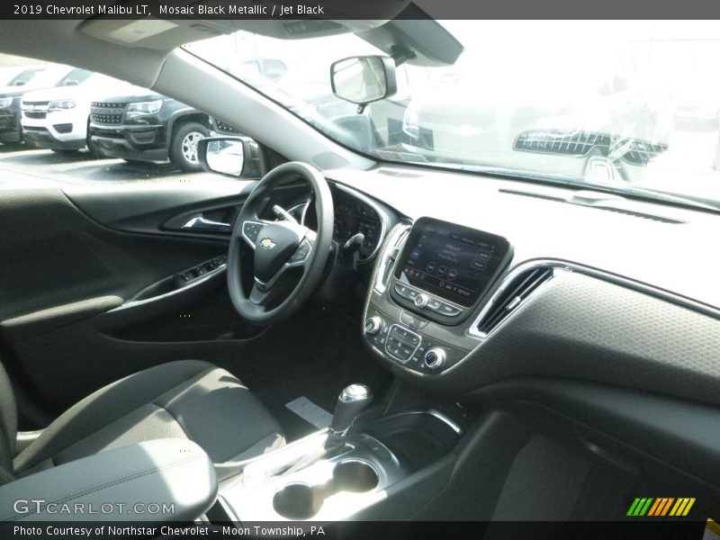 Mosaic Black Metallic / Jet Black 2019 Chevrolet Malibu LT