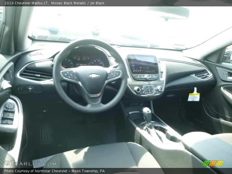 Mosaic Black Metallic / Jet Black 2019 Chevrolet Malibu LT