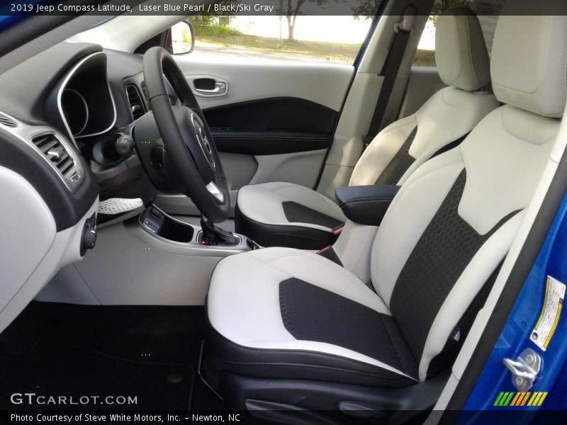 Laser Blue Pearl / Black/Ski Gray 2019 Jeep Compass Latitude