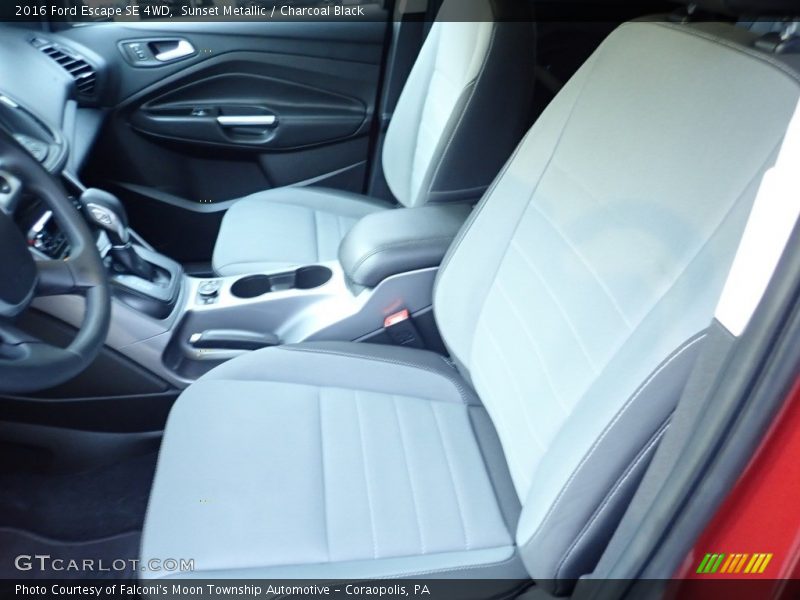 Sunset Metallic / Charcoal Black 2016 Ford Escape SE 4WD