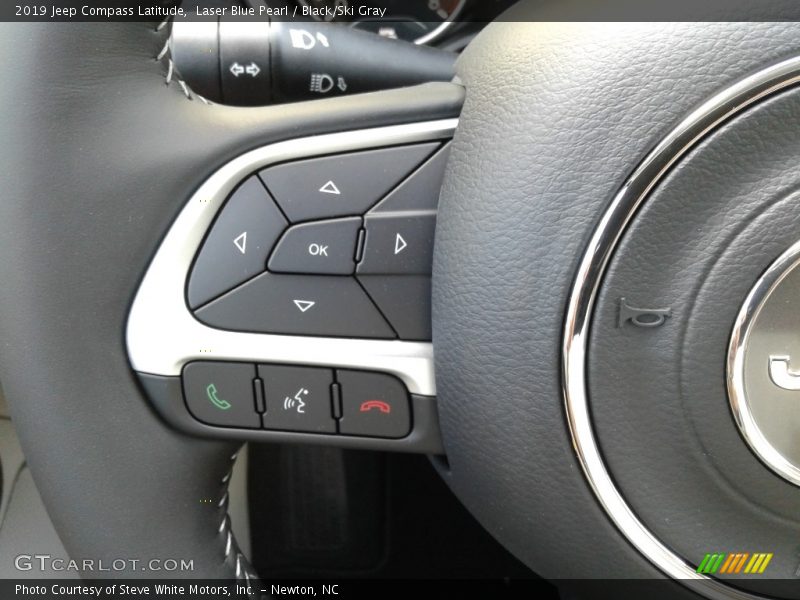 Laser Blue Pearl / Black/Ski Gray 2019 Jeep Compass Latitude