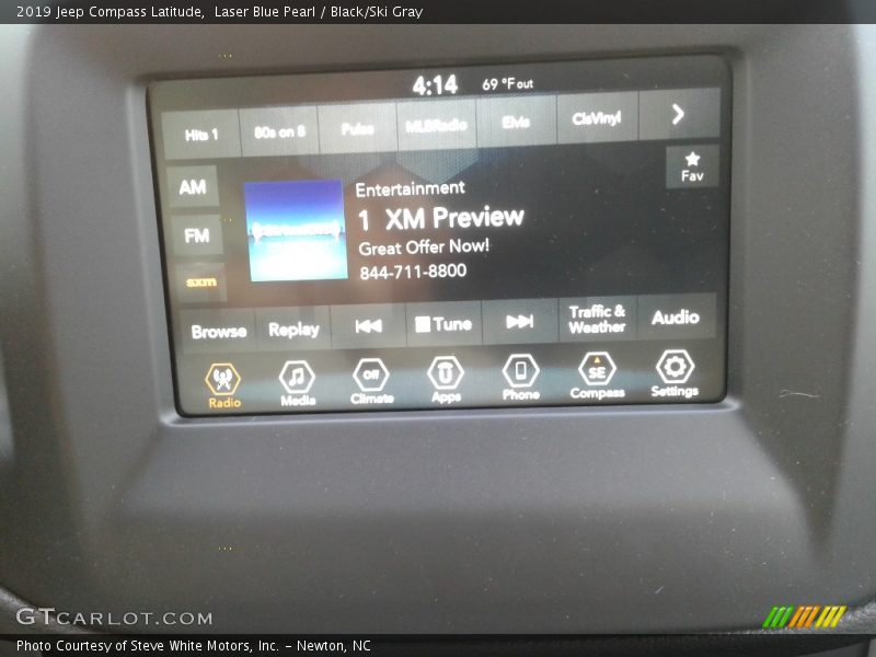 Laser Blue Pearl / Black/Ski Gray 2019 Jeep Compass Latitude