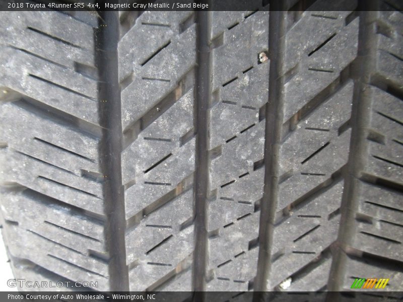 Magnetic Gray Metallic / Sand Beige 2018 Toyota 4Runner SR5 4x4