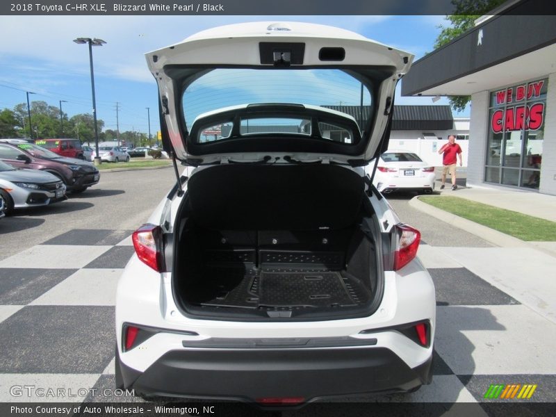Blizzard White Pearl / Black 2018 Toyota C-HR XLE