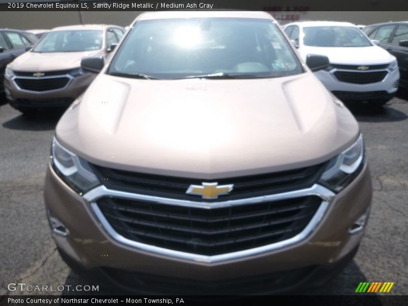 Sandy Ridge Metallic / Medium Ash Gray 2019 Chevrolet Equinox LS