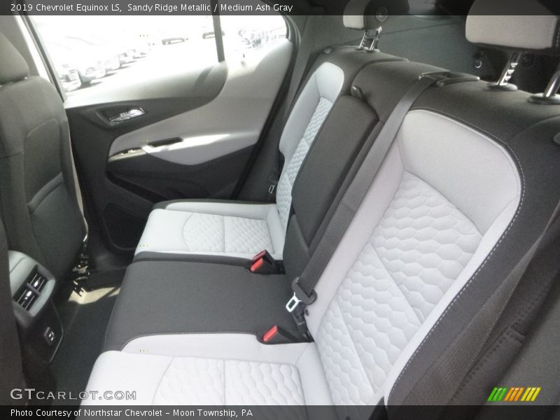 Sandy Ridge Metallic / Medium Ash Gray 2019 Chevrolet Equinox LS