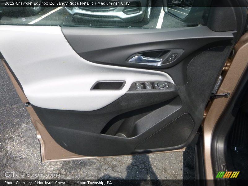 Sandy Ridge Metallic / Medium Ash Gray 2019 Chevrolet Equinox LS