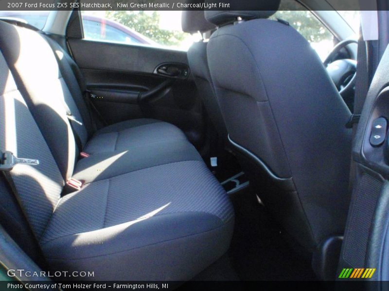 Kiwi Green Metallic / Charcoal/Light Flint 2007 Ford Focus ZX5 SES Hatchback