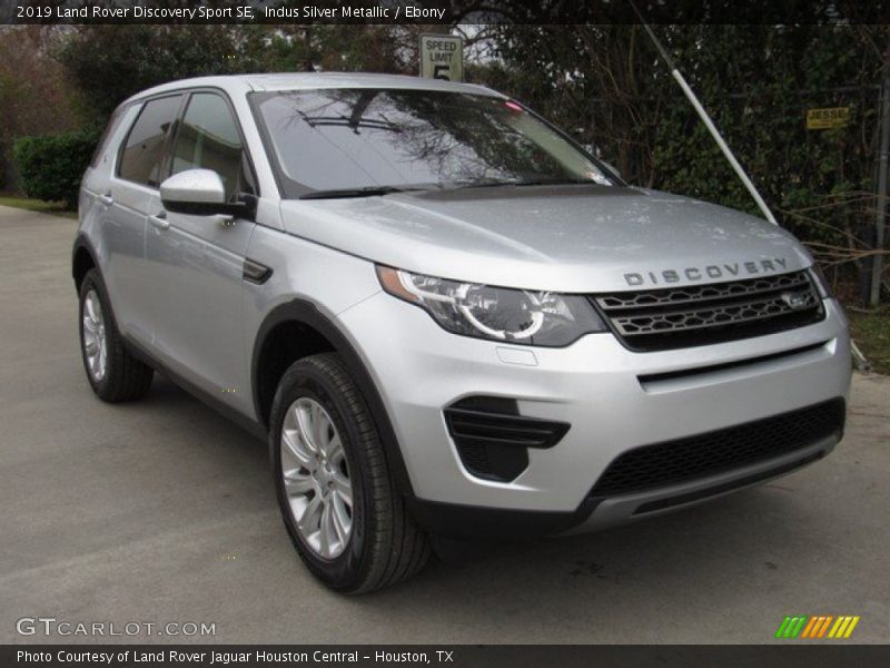 Indus Silver Metallic / Ebony 2019 Land Rover Discovery Sport SE