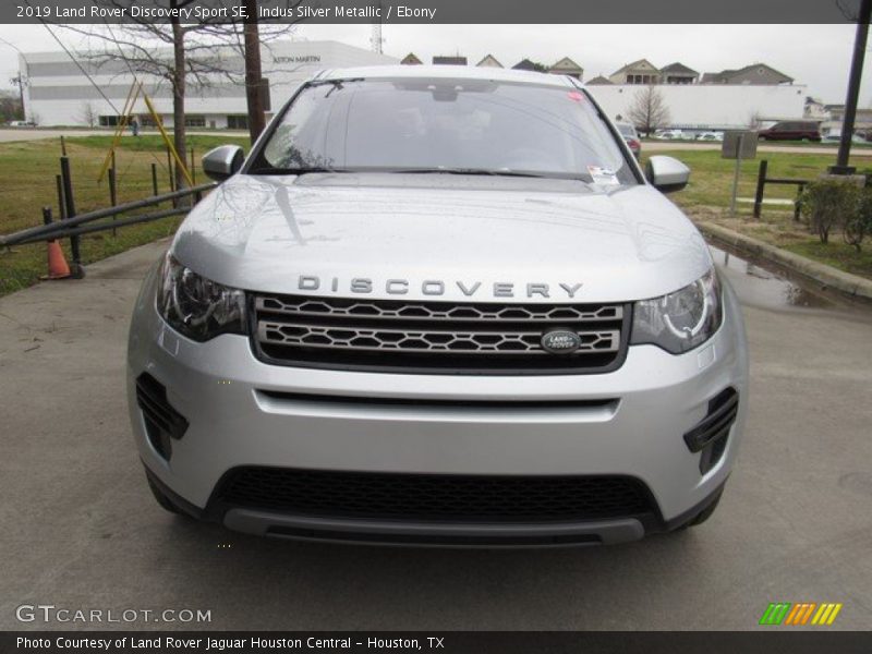 Indus Silver Metallic / Ebony 2019 Land Rover Discovery Sport SE